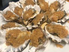 -臻鲜燕海鲜融合餐厅(金陵style店)
