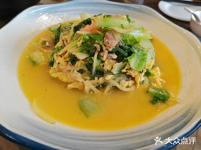 今鲜源酒店·海鲜锅贴青岛菜(新湛路店)图片