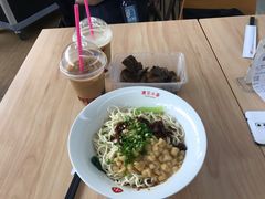 豌豆杂酱面-遇见小面(白云机场T2安检外店)