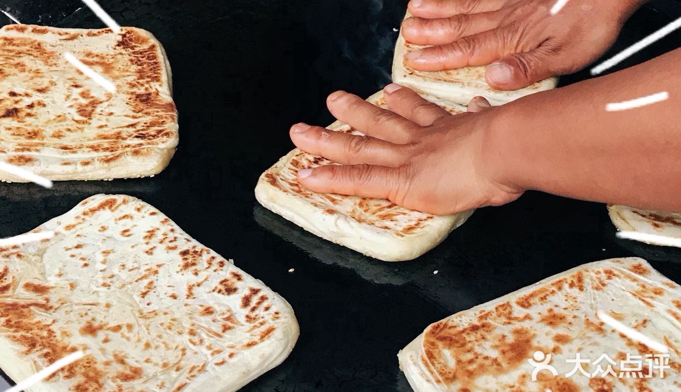 听说这是全射洪最好吃的锅盔!