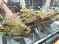 -正宁路小吃夜市