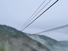 -浙东第一尖雪山欢乐谷