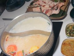 -椰子湾·海南火锅·糟粕醋·椰子鸡(正大广场店)