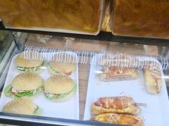 -爱心面包(建设中路店)