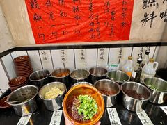 -黔有有贵州酸汤夺夺粉火锅(五味十字店)