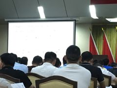 -首脑美容美发化妆美甲培训学校(龙岗校区)
