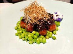 葱烧羊肚菌虾肉蜜豆-屋里厢上海菜馆
