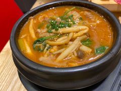 鲜豆腐泡菜汤-松鱼亭·和牛烧肉(协鑫广场店)