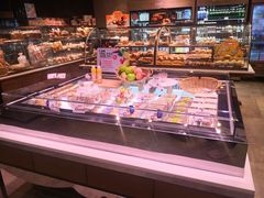 面包甜点陈列柜-巴黎贝甜(望京信万店)