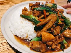 爆炒小公鸡饭-汤去三面(骆驼店)