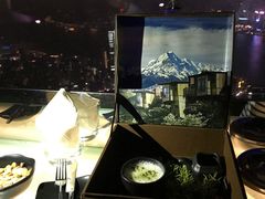 -OZONE 顶楼酒吧(香港丽思卡尔顿酒店)