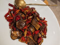 炒鲜牛肝菌-一坐一忘云南菜(嘉里中心店)