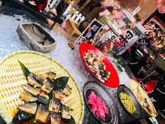 -四海一家自助餐(益田假日广场店)