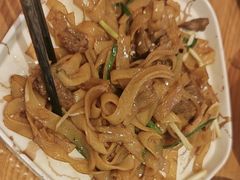 干炒牛河-粤域茶餐厅