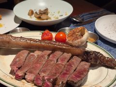 -MONICH牛排融合餐厅(和义大道购物中心店)