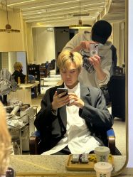 -PE SALON