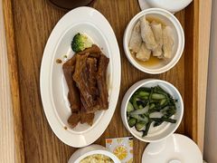 -雪梅月子中心(华侨城店)