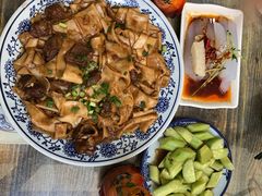 -壹阁胡羊焖饼(特色小吃街店)
