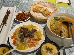 -巴扎美食·新疆菜·西域歌舞表演餐厅(新疆大厦店)