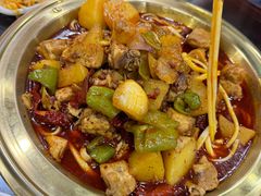 -牛一嘴·兰州牛肉面·大盘鸡(财富中心店)