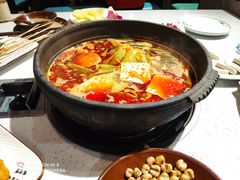 -贵府酸汤牛肉火锅·贵州老字号(飞山街店)