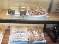 -韩国利尔面包(桂林路店)