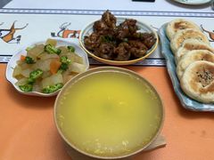 -爱月宝月嫂育儿嫂(太原店)