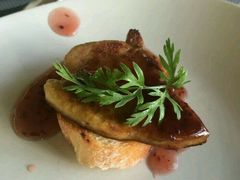 香煎鹅肝配时令桑梅-解放碑威斯汀酒店-知味国际美食餐厅