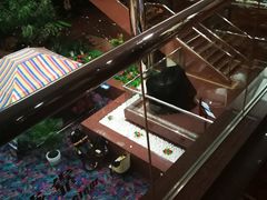 -燕山大酒店