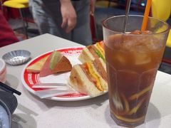 -明腾壹间茶餐厅(新都会花园广场店)