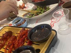 -肥肥虾庄·金牌油焖大虾(汉口城市广场店)