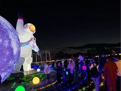 -北纬44度·金珠花海休闲农业旅游景区