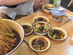 -拈签一笑黄牛肉辣卤串串