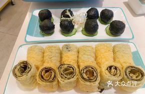 Black Ink Squid and Pork Meatballs