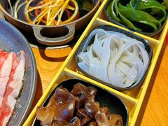 -呷哺呷哺 黄金牧场 (欢乐谷店)
