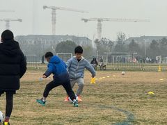 -Riverside河畔少儿足球培训(前滩店)