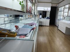 -翰佐蔡司小乐圆·依视路星趣控·暴龙眼镜折扣店