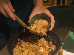 广式腊味煲仔饭-狐狸爱上椰子鸡(金地广场店)