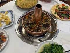 -乡土特色.冷锅鱼.牦牛肉汤锅