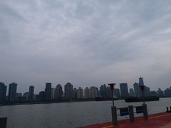 -丹东路渡口(轮渡站)