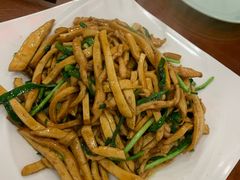 -天天初二·天津传统捞面·天津特色菜(凌奥总店)