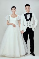 -黑马婚纱摄影
