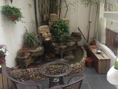 -燕庭·纯燕窝·甜品下午茶(南京西路店)