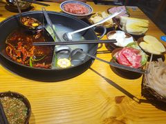 -乐闹闹重庆火鍋(民治店)