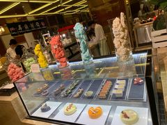 -大中华希尔顿酒店-念自助餐·嗨啤·小龙虾