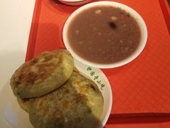 -护国寺小吃店(红莲南路店)
