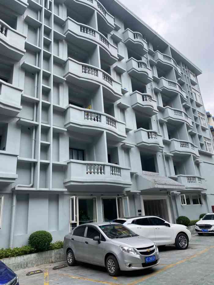 学府花园酒店(乐山大佛店)-"为什么要凌晨打座机给我?我明早要早起.