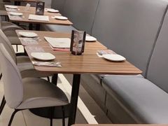 大堂-必胜客(东三路店)