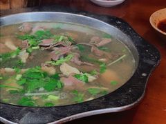 -谢老五跷脚牛肉·非遗传承店