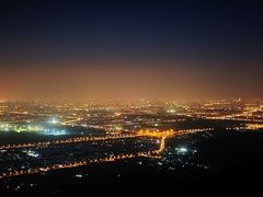 -鬼笑石后山停车场